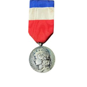 Médaille d'argent du travail Honneur et Patrie-Medaglia d'argento al lavoro, all'onore e alla patria
