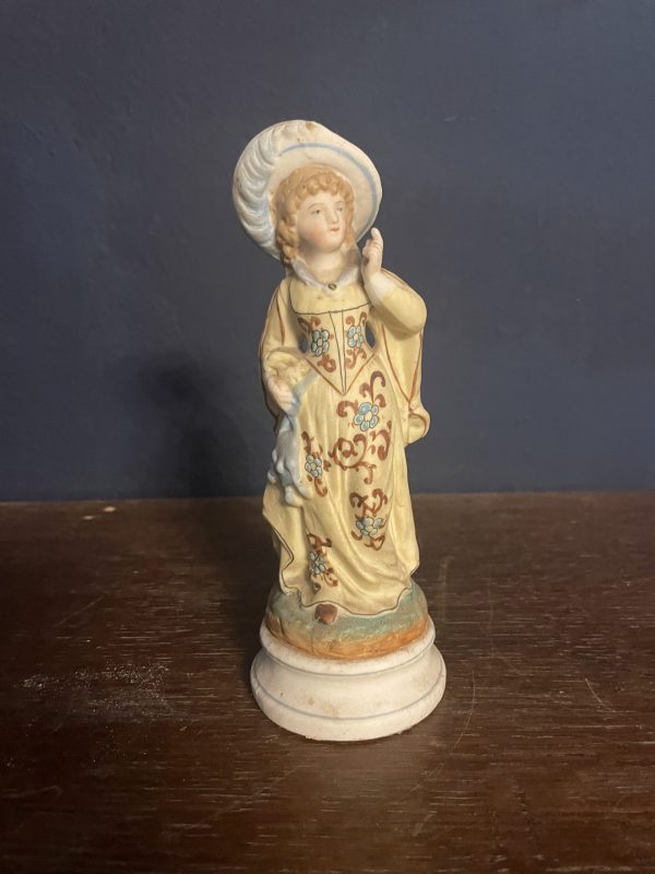 Figurine en biscuit polychrome jeune femme travail allemand-Figurina in bisquit policroma raffigurante una giovane donna, opera tedesca – Image 2