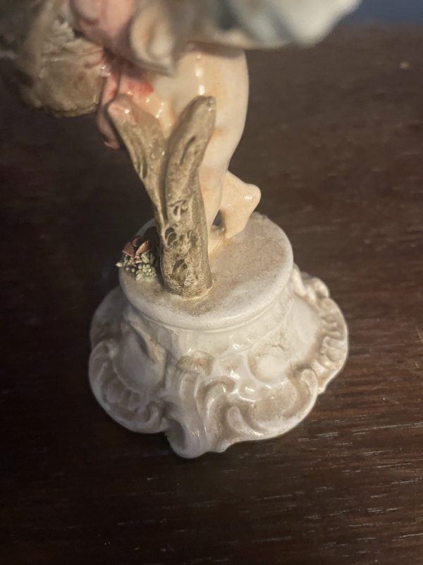 Figurine de Cupidon en porcelaine allemande (Meissen)-Figurina di Cupido in porcellana tedesca (Meissen) – Image 4