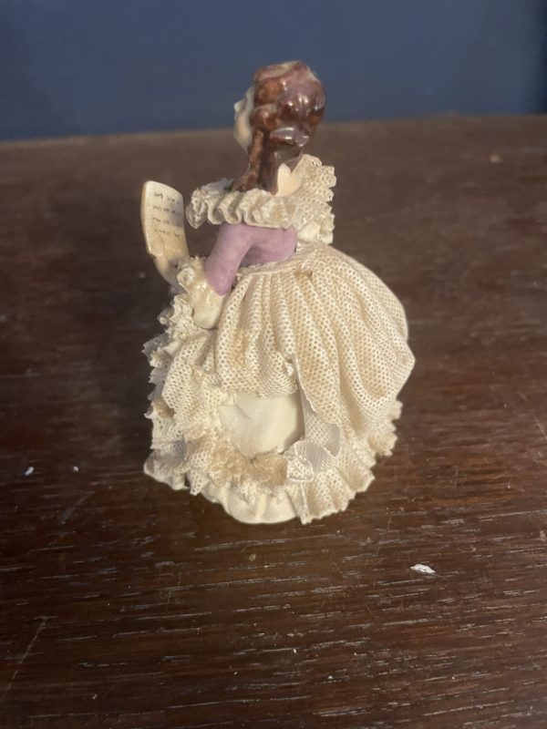 Figurine en porcelaine de Dresde Femme avec robe-Figurina in porcellana di Dresda Donna con vestito – Image 5