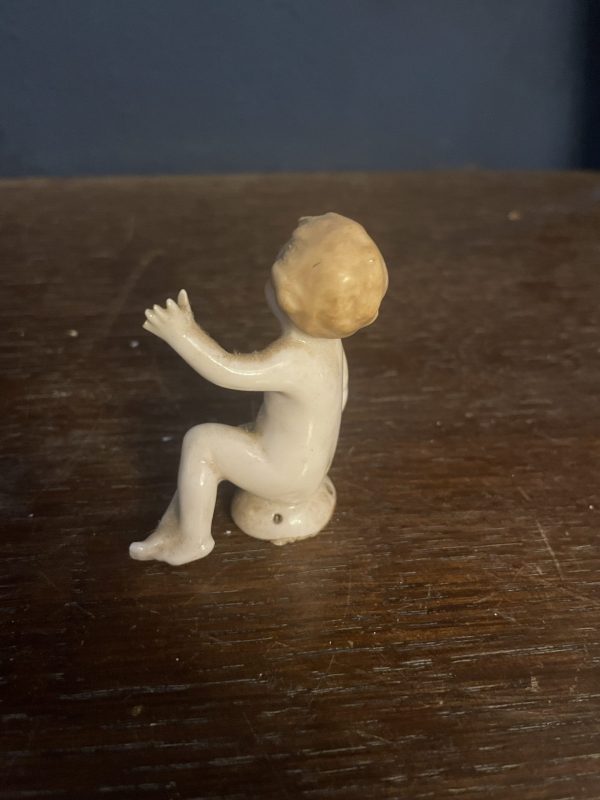 Figurine en porcelaine allemande chérubin-Figurina di cherubino in porcellana tedesca – Image 4