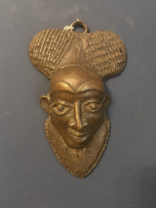 Masque Bamoun bronze à patine noire Cameroun Afrique - Maschera in bronzo Bamoun con patina nera Camerun Africa – Image 2