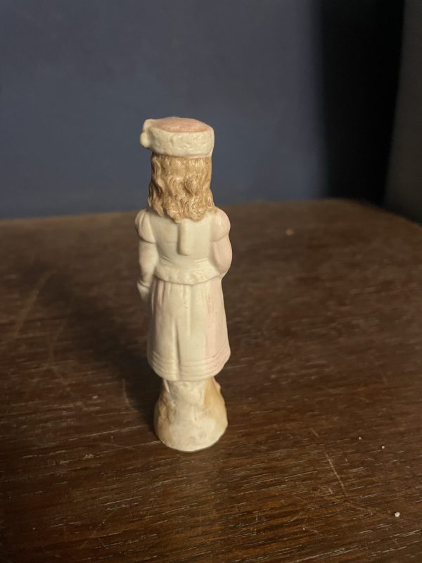 Figurine en biscuit polychrome jeune femme élégante-Statuina in bisquit policroma raffigurante una giovane donna elegante – Image 4