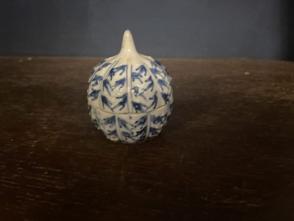 Pot à gingembre miniature ancien en porcelaine de Chine, bleu et blanc-Antico barattolo di zenzero in miniatura in porcellana cinese blu e bianca – Image 2