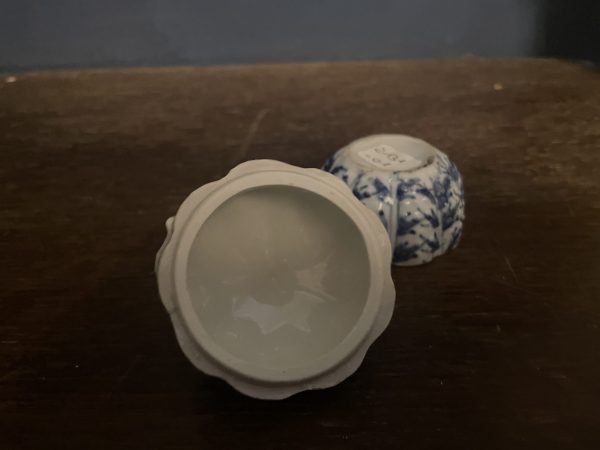 Pot à gingembre miniature ancien en porcelaine de Chine, bleu et blanc-Antico barattolo di zenzero in miniatura in porcellana cinese blu e bianca – Image 8