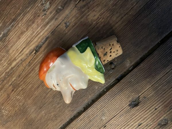 Bouchon verseur en porcelaine tête d'homme avec nez en bec verseur - Tappo versatore in porcellana con testa di uomo e naso a beccuccio – Image 4