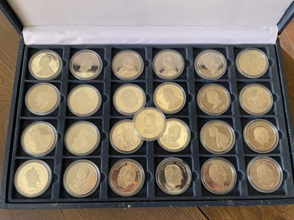 Scatola con 25 medaglie d'argento dei Presidenti della Repubblica - Coffret avec 25 médailles en argent Les Présidents de la République – Image 7