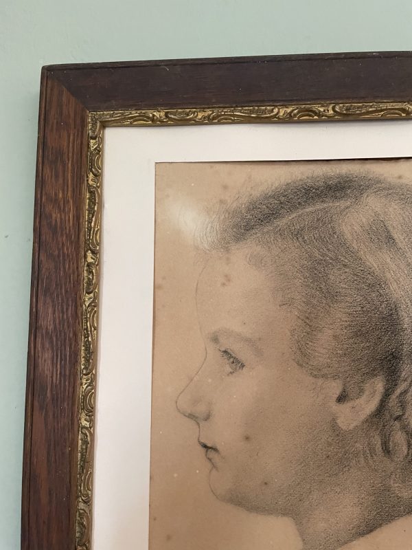 Disegno incorniciato Ritratto di una giovane ragazza firmato datato 1943-Dessin encadrée Portrait de jeune fille signé daté 1943 – Image 7