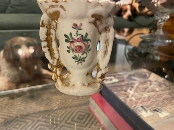 Vaso nuziale in porcellana bianca con decorazioni dipinte-Vase de mariée en porcelaine blanche et décors peints – Image 5
