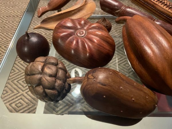 Frutti esotici di legno provenienti dalle Antille-Fruits en bois exotique travail des Antilles – Image 4