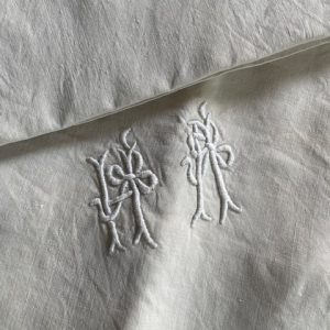 Federe in cotone con monogramma VH-Taies d'oreiller en coton monogramme VH