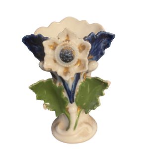 Vase de mariée en porcelaine blanche et de couleur décor floral-Vaso nuziale in porcellana bianca e colorata con decorazione floreale