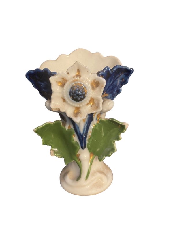 Vase de mariée en porcelaine blanche et de couleur décor floral-Vaso nuziale in porcellana bianca e colorata con decorazione floreale